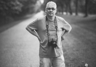 Endless Summer with Diana and Nadine