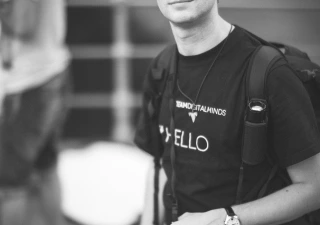 Endless Summer with Diana and Nadine