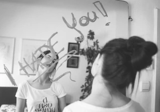 Funny Boudoir Shooting with Sajira and Christian