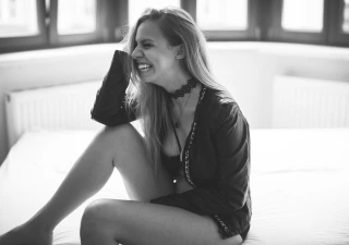 Homeshooting with Corinna